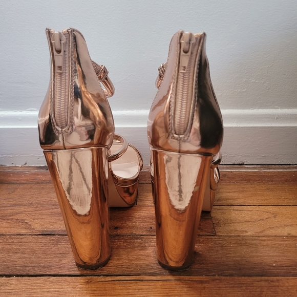 Michelle Rose Metallic Gold High Heel Chunky Platform Sandals - Picture 3 of 8